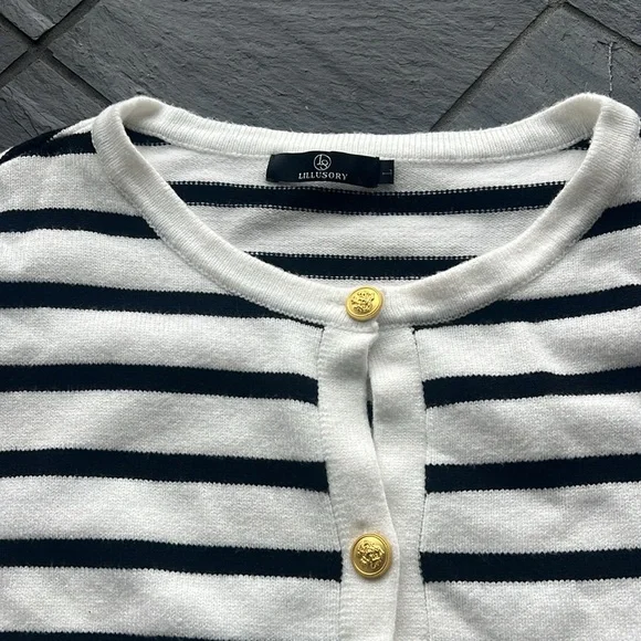 LILLUSORY Women Striped Cardigan Sweater in black & white - Picture 6 of 7